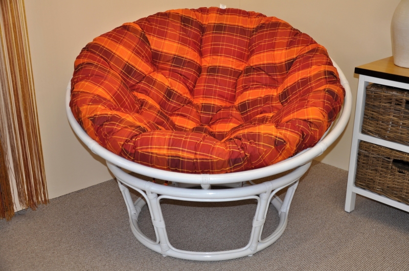 Ratanový papasan 110 cm bílý, polstr oranžová kostka