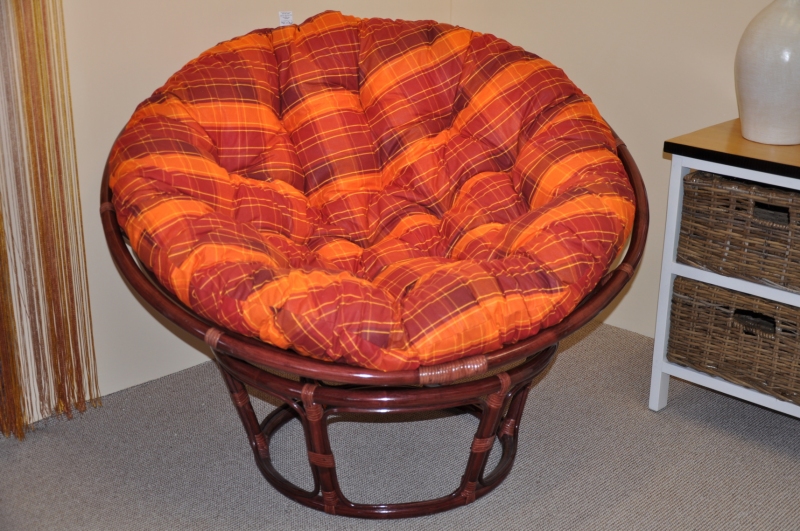 Ratanový papasan 110 cm mahagon, polstr oranžová kostka