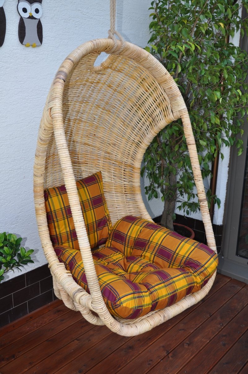 Houpačka závěsná Bellucy natural polstr okrová kostka